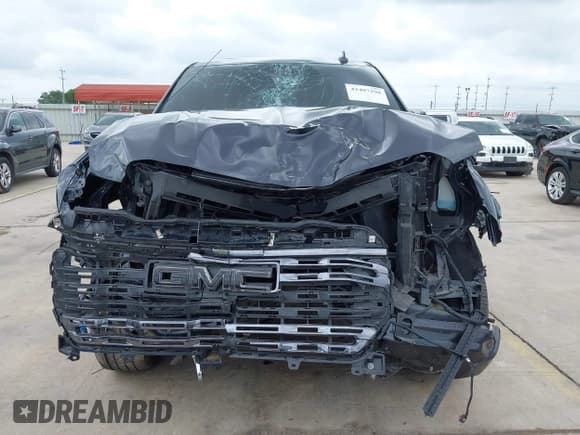 ✅ 2023 GMC Sierra 1500 Denali Ultimate • VIN: 1GTUUHEL6PZ295182 • Лот: 42497298. Опубликован ранее на IAAI с пробегом 18 401 миль. Бесплатный доступ к архиву аукционных продаж из США и подробный отчёт об истории автомобиля на DreamBid. Изображение 13.