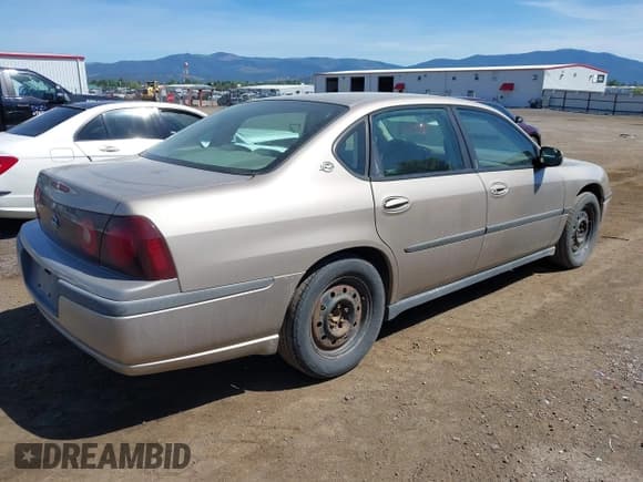 ✅ 2001 Chevrolet Impala • VIN: 2G1WF55E419349043 • Lot: 42336022. Listed on IAAI with 327,890 mi. Free auction sales archive from the USA and detailed vehicle history report at DreamBid. Image 4.