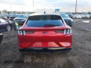 ✅ 2023 Ford Mustang Mach-E Premium • VIN: 3FMTK3SU0PMA67709 • Лот: 40973741. Опубликован ранее на IAAI с пробегом 9 930 миль. Бесплатный доступ к архиву аукционных продаж из США и подробный отчёт об истории автомобиля на DreamBid. Изображение 16.