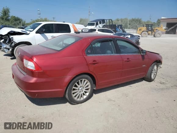 ✅ 2008 Mercury Milan Premier • VIN: 3MEHM08Z48R656075 • Lot: 69383504. Wystawiony na Copart z przebiegiem 247 590 mil. Bezpłatny archiwum sprzedaży aukcyjnych z USA i szczegółowy raport historii pojazdu na DreamBid. Zdjęcie 3.