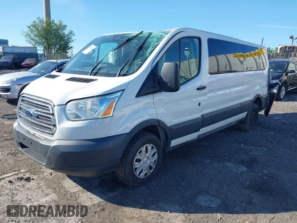 ✅ 2016 Ford Transit XL • VIN: 1FBZX2ZM1GKB18694 • Lot: 42289146. Wystawiony na IAAI z przebiegiem 150 009 mil. Bezpłatny archiwum sprzedaży aukcyjnych z USA i szczegółowy raport historii pojazdu na DreamBid. Zdjęcie 2.