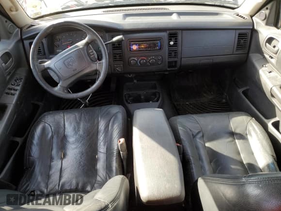 ✅ 2002 Dodge Dakota Sport • VIN: 1B7HG2AN21S293734 • Lot: 44154285. Wystawiony na Copart z przebiegiem 192 624 mil. Bezpłatny archiwum sprzedaży aukcyjnych z USA i szczegółowy raport historii pojazdu na DreamBid. Zdjęcie 8.