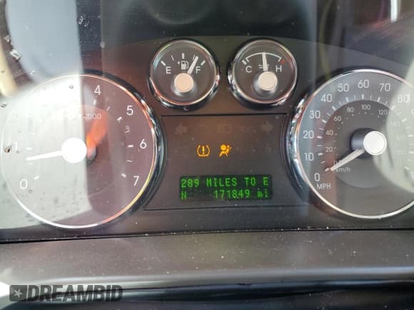 ✅ 2009 Mercury Milan Premier • VIN: 3MEHM08199R623892 • Lot: 60420455. Listed on Copart with 171,849 mi. Free auction sales archive from the USA and detailed vehicle history report at DreamBid. Image 9.