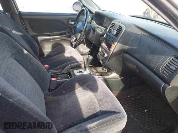 2004 Hyundai Sonata z VIN KMHWF25S84A944266, wystawiony jako IAAI lot #41723386 z przebiegiem 159 849 mil mil oraz . Historia ofert i sprzedaży dostępna na DreamBid. Obrazek 5.