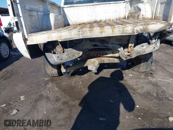 ✅ 2006 Chevrolet Silverado 2500HD • VIN: 1GBHK23D46F231100 • Lot: 41286005. Listed on IAAI with 456,171 mi. Free auction sales archive from the USA and detailed vehicle history report at DreamBid. Image 17.