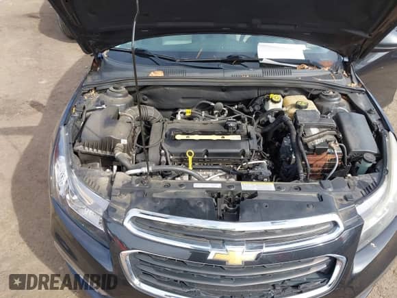 2015 Chevrolet Cruze LS z VIN 1G1PA5SG1F7150629, wystawiony jako IAAI lot #43615286 z przebiegiem 83 703 mil mil oraz . Historia ofert i sprzedaży dostępna na DreamBid. Obrazek 10.