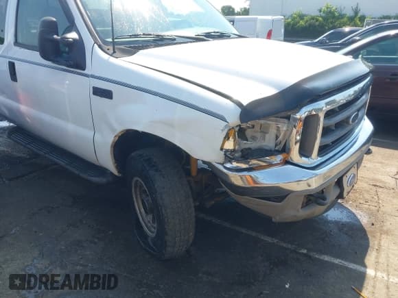 ✅ 2000 Ford F-250 XL • VIN: 1FTNX21L4YEA69598 • Lot: 42567608. Wystawiony na IAAI z przebiegiem 206 758 mil. Bezpłatny archiwum sprzedaży aukcyjnych z USA i szczegółowy raport historii pojazdu na DreamBid. Zdjęcie 6.