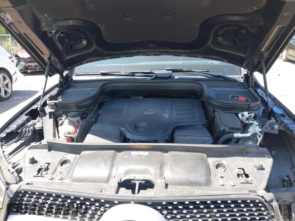 ✅ 2020 Mercedes-Benz GLE 450 • VIN: 4JGFB5KB9LA084071 • Lot: 42210710. Listed on IAAI with 36,180 mi. Free auction sales archive from the USA and detailed vehicle history report at DreamBid. Image 10.