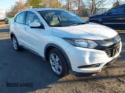 ✅ 2016 Honda HR-V LX • VIN: 3CZRU6H39GM745103 • Lot: 43611845. Wystawiony na IAAI z przebiegiem 90 236 mil. Bezpłatny archiwum sprzedaży aukcyjnych z USA i szczegółowy raport historii pojazdu na DreamBid. Zdjęcie 1.