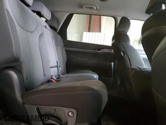 ✅ 2020 Hyundai Palisade SE • VIN: KM8R14HE9LU057012 • Лот: 77896944. Опубликован ранее на Copart с пробегом 77 820 миль. Бесплатный доступ к архиву аукционных продаж из США и подробный отчёт об истории автомобиля на DreamBid. Изображение 11.