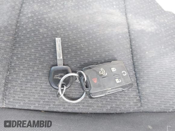 ✅ 2021 Chevrolet Silverado 1500 Custom Trail Boss • VIN: 1GCPYCEFXMZ215375 • Lot: 42532242. Wystawiony na IAAI z przebiegiem 190 632 mil. Bezpłatny archiwum sprzedaży aukcyjnych z USA i szczegółowy raport historii pojazdu na DreamBid. Zdjęcie 11.