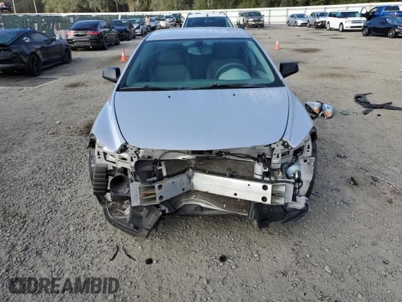 ✅ 2012 Chevrolet Malibu 1LS • VIN: 1G1ZB5E09CF108067 • Lot: 85226564. Listed on Copart with 49,203 mi. Free auction sales archive from the USA and detailed vehicle history report at DreamBid. Image 5.