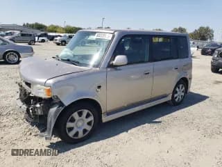 ✅ 2005 Scion xB • VIN: JTLKT324954000424 • Lot: 80223935. Wystawiony na Copart z przebiegiem Nie podano. Bezpłatny archiwum sprzedaży aukcyjnych z USA i szczegółowy raport historii pojazdu na DreamBid. Zdjęcie 1.