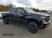 ✅ 2021 Chevrolet Silverado 1500 Custom Trail Boss • VIN: 1GCPYCEF3MZ352321 • Lot: 68426164. Wystawiony na Copart z przebiegiem 41 013 mil. Bezpłatny archiwum sprzedaży aukcyjnych z USA i szczegółowy raport historii pojazdu na DreamBid. Zdjęcie 4.