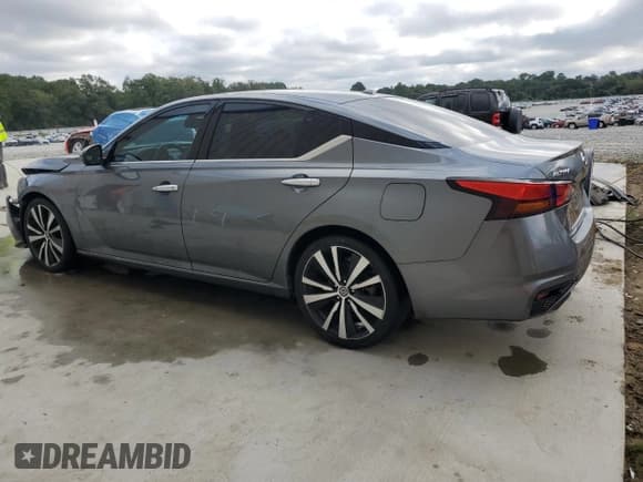 ✅ 2019 Nissan Altima Platinum • VIN: 1N4BL4FV1KC184141 • Лот: 84541805. Опубликован ранее на Copart с пробегом 88 486 миль. Бесплатный доступ к архиву аукционных продаж из США и подробный отчёт об истории автомобиля на DreamBid. Изображение 2.