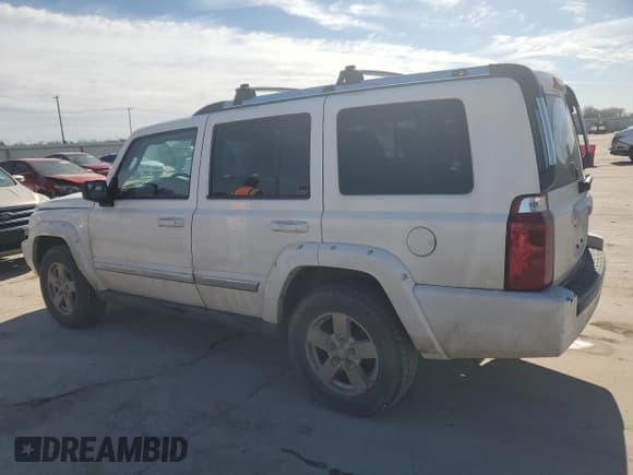 ✅ 2006 Jeep Commander Limited • VIN: 1J8HH58N06C355663 • Lot: 46853945. Wystawiony na Copart z przebiegiem 198 178 mil. Bezpłatny archiwum sprzedaży aukcyjnych z USA i szczegółowy raport historii pojazdu na DreamBid. Zdjęcie 2.