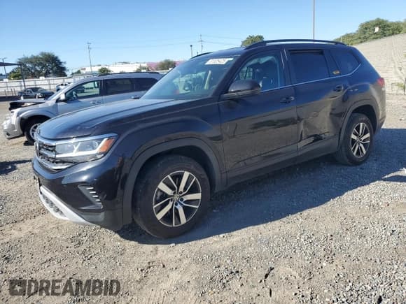 ✅ 2022 Volkswagen Atlas SE • VIN: 1V2DP2CA4NC548309 • Lot: 81525425. Listed on Copart with 41,200 mi. Free auction sales archive from the USA and detailed vehicle history report at DreamBid. Image 1.