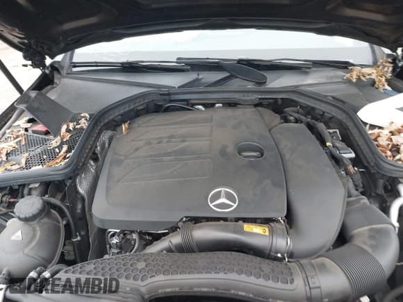 ✅ 2020 Mercedes-Benz C 300 • VIN: WDDWF8EB2LR527836 • Lot: 41513952. Wystawiony na IAAI z przebiegiem 33 695 mil. Bezpłatny archiwum sprzedaży aukcyjnych z USA i szczegółowy raport historii pojazdu na DreamBid. Zdjęcie 10.