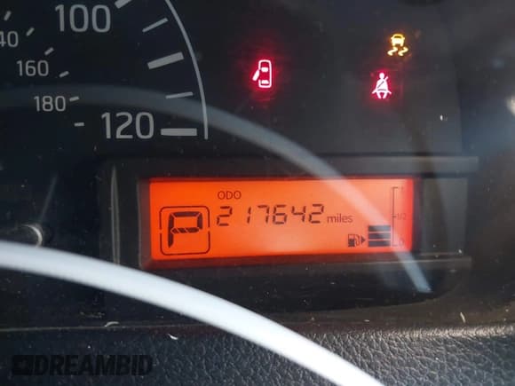 ✅ 2014 Nissan NV200 • VIN: 3N8CM0JT4EK690432 • Lot: 43721808. Listed on IAAI with 217,642 mi. Free auction sales archive from the USA and detailed vehicle history report at DreamBid. Image 7.