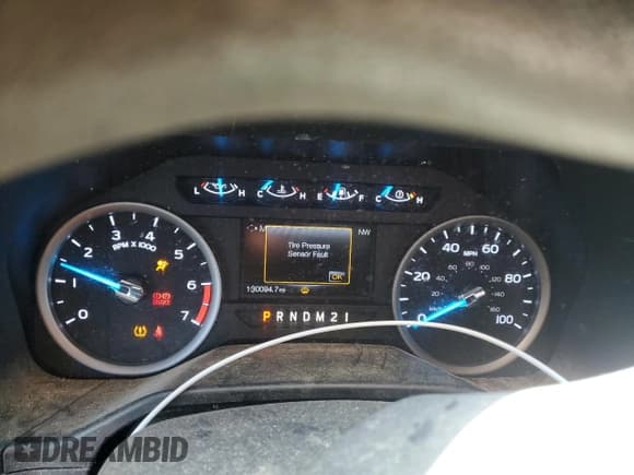 ✅ 2017 Ford F-250 XL • VIN: 1FT7X2B6XHEB39137 • Lot: 92656955. Wystawiony na Copart z przebiegiem 130 094 mil. Bezpłatny archiwum sprzedaży aukcyjnych z USA i szczegółowy raport historii pojazdu na DreamBid. Zdjęcie 9.