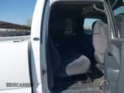 ✅ 2002 Chevrolet Silverado 2500HD LT • VIN: 1GCHK23U62F183928 • Lot: 43651982. Wystawiony na IAAI z przebiegiem 210 872 mil. Bezpłatny archiwum sprzedaży aukcyjnych z USA i szczegółowy raport historii pojazdu na DreamBid. Zdjęcie 7.