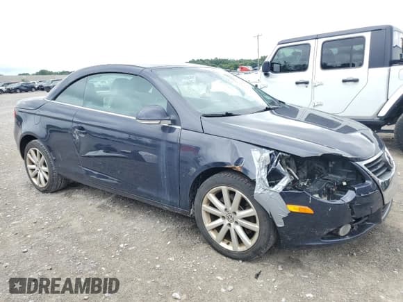 ✅ 2007 Volkswagen Eos • VIN: WVWAA71F97V049532 • Lot: 65212845. Wystawiony na Copart z przebiegiem 159 905 mil. Bezpłatny archiwum sprzedaży aukcyjnych z USA i szczegółowy raport historii pojazdu na DreamBid. Zdjęcie 4.