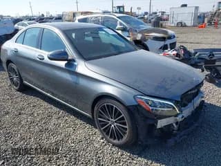 ✅ 2020 Mercedes-Benz C 300 • VIN: WDDWF8DB1LR525710 • Lot: 43273502. Listed on IAAI with 40,167 mi. Free auction sales archive from the USA and detailed vehicle history report at DreamBid. Image 1.