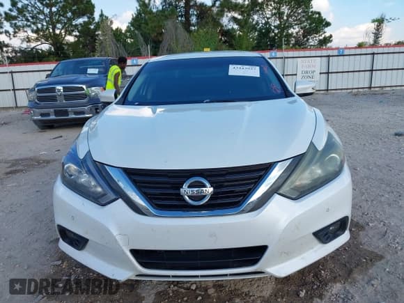 ✅ 2016 Nissan Altima SL • VIN: 1N4BL3AP4GC146459 • Лот: 43443927. Опубликован ранее на IAAI с пробегом 169 882 миль. Бесплатный доступ к архиву аукционных продаж из США и подробный отчёт об истории автомобиля на DreamBid. Изображение 12.