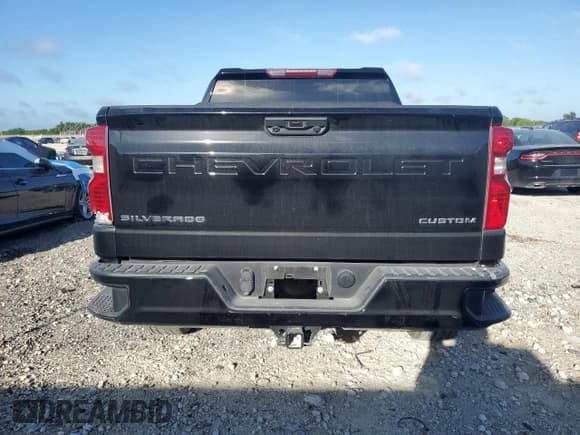 ✅ 2022 Chevrolet Silverado 1500 Custom • VIN: 1GCPABEK3NZ606123 • Лот: 81858315. Опубликован ранее на Copart с пробегом 62 835 миль. Бесплатный доступ к архиву аукционных продаж из США и подробный отчёт об истории автомобиля на DreamBid. Изображение 6.