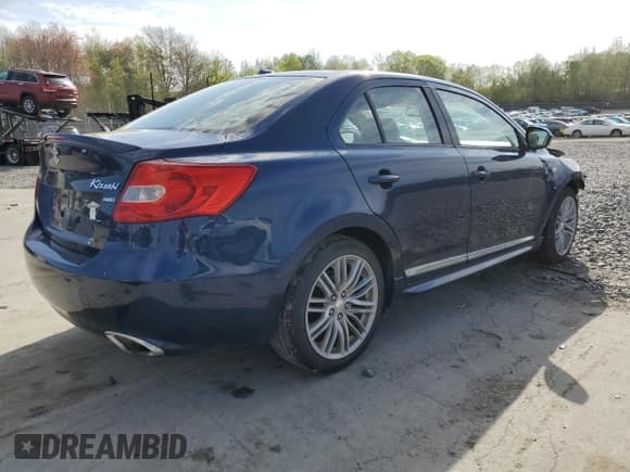 ✅ 2012 Suzuki Kizashi SLS Sport • VIN: JS2RF9A82C6100168 • Lot: 55053205. Listed on Copart with 156,254 mi. Free auction sales archive from the USA and detailed vehicle history report at DreamBid. Image 3.