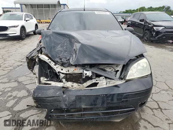 ✅ 2006 Ford Focus S • VIN: 1FAFP34N56W229699 • Lot: 57676355. Listed on Copart with 189,320 mi. Free auction sales archive from the USA and detailed vehicle history report at DreamBid. Image 5.