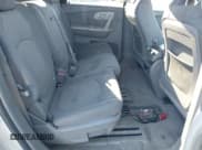 ✅ 2009 Chevrolet Traverse LS • VIN: 1GNEV13D39S156800 • Lot: 42684301. Wystawiony na IAAI z przebiegiem 150 271 mil. Bezpłatny archiwum sprzedaży aukcyjnych z USA i szczegółowy raport historii pojazdu na DreamBid. Zdjęcie 8.