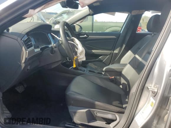 ✅ 2020 Volkswagen Jetta SEL • VIN: 3VWEB7BU2LM067643 • Lot: 55295915. Listed on Copart with 110,433 mi. Free auction sales archive from the USA and detailed vehicle history report at DreamBid. Image 7.