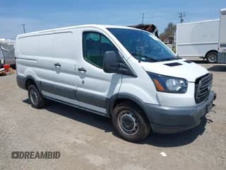 ✅ 2017 Ford Transit • VIN: 1FTYR1ZM1HKA72569 • Lot: 42304204. Wystawiony na IAAI z przebiegiem 69 337 mil. Bezpłatny archiwum sprzedaży aukcyjnych z USA i szczegółowy raport historii pojazdu na DreamBid. Zdjęcie 1.