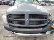 ✅ 2006 Dodge 2500 ST • VIN: 3D7KS26D26G211445 • Lot: 59830865. Wystawiony na Copart z przebiegiem Nie podano. Bezpłatny archiwum sprzedaży aukcyjnych z USA i szczegółowy raport historii pojazdu na DreamBid. Zdjęcie 11.