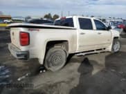 ✅ 2014 Chevrolet Silverado 1500 High Country • VIN: 3GCUKTEJ3EG498342 • Лот: 43144305. Опубликован ранее на Copart с пробегом 141 679 миль. Бесплатный доступ к архиву аукционных продаж из США и подробный отчёт об истории автомобиля на DreamBid. Изображение 3.