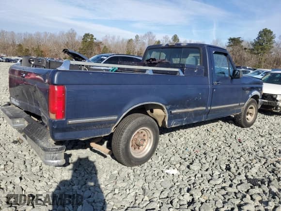 ✅ 1992 Ford F-150 • VIN: 1FTDF15H1NLA30439 • Лот: 86606974. Опубликован ранее на Copart с пробегом Не указан. Бесплатный доступ к архиву аукционных продаж из США и подробный отчёт об истории автомобиля на DreamBid. Изображение 3.