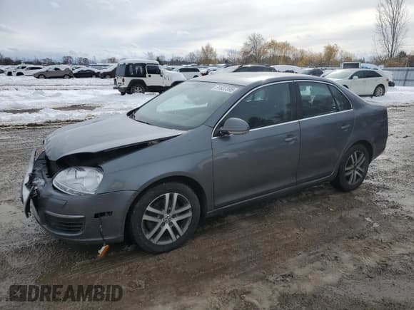 ✅ 2006 Volkswagen Jetta • VIN: 3VWST31K66M682824 • Lot: 91837595. Listed on Copart with 405,738 mi. Free auction sales archive from the USA and detailed vehicle history report at DreamBid. Image 1.