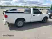 1999 Chevrolet S-10 LS with VIN 1GCCS1444XK140612, listed as a Copart auction lot 82521425 with 248,388 mi miles and Salvage title. Bid and sale history available at DreamBid. Image 3.