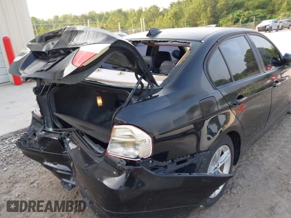 ✅ 2008 BMW 3 Series 328i • VIN: WBAVA37518NL50206 • Lot: 42399186. Listed on IAAI with 149,074 mi. Free auction sales archive from the USA and detailed vehicle history report at DreamBid. Image 6.