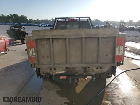 ✅ 2018 Chevrolet Silverado 2500HD Work Truck • VIN: 1GC2CUEG7JZ233724 • Lot: 64941845. Listed on Copart with 170,976 mi. Free auction sales archive from the USA and detailed vehicle history report at DreamBid. Image 6.