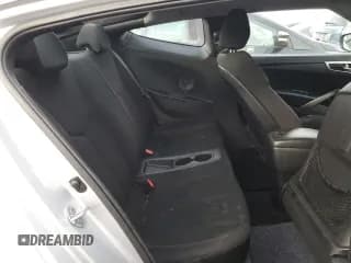 ✅ 2013 Hyundai Veloster w/Black Int • VIN: KMHTC6AD2DU124905 • Lot: 44492195. Wystawiony na Copart z przebiegiem 155 042 mil. Bezpłatny archiwum sprzedaży aukcyjnych z USA i szczegółowy raport historii pojazdu na DreamBid. Zdjęcie 3.