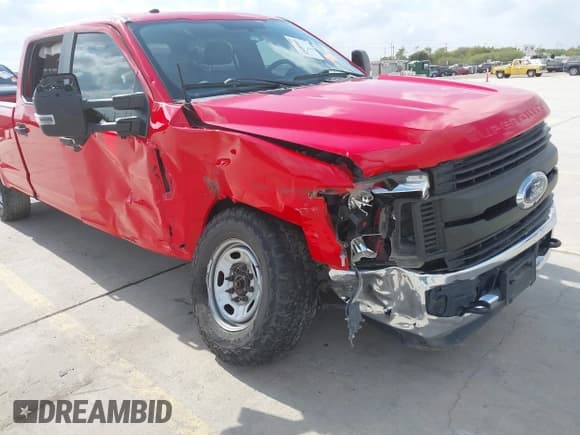 ✅ 2019 Ford F-250 XL • VIN: 1FT7W2A62KEG48019 • Lot: 43489401. Listed on IAAI with 159,545 mi. Free auction sales archive from the USA and detailed vehicle history report at DreamBid. Image 6.