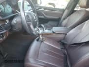 ✅ 2018 BMW X5 sDrive35i • VIN: 5UXKR2C53J0Z21050 • Lot: 86781885. Wystawiony na Copart z przebiegiem 116 721 mil. Bezpłatny archiwum sprzedaży aukcyjnych z USA i szczegółowy raport historii pojazdu na DreamBid. Zdjęcie 7.