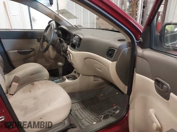 ✅ 2009 Hyundai Accent Auto GLS • VIN: KMHCN46C09U374620 • Lot: 41671868. Listed on IAAI with 149,381 mi. Free auction sales archive from the USA and detailed vehicle history report at DreamBid. Image 5.