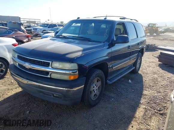 2005 Chevrolet Tahoe LS с VIN 1GNEC13T65J177203, выставлен на аукционе IAAI как лот 43589230 с пробегом 266 639 миль миль и . История ставок и продаж доступна на DreamBid. Изображение 2.