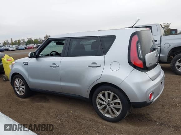 ✅ 2018 Kia Soul + • VIN: KNDJP3A51J7585949 • Lot: 43715585. Listed on IAAI with 93,576 mi. Free auction sales archive from the USA and detailed vehicle history report at DreamBid. Image 14.
