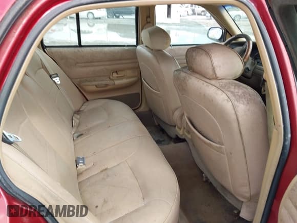 ✅ 1998 Ford Crown Victoria LX • VIN: 2FAFP74W4WX141814 • Lot: 41999302. Listed on IAAI with 163,397 mi. Free auction sales archive from the USA and detailed vehicle history report at DreamBid. Image 8.