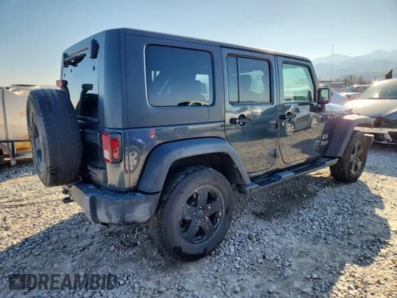✅ 2008 Jeep Wrangler Unlimited X • VIN: 1J4GA39128L621785 • Lot: 85552555. Listed on Copart with 207,716 mi. Free auction sales archive from the USA and detailed vehicle history report at DreamBid. Image 3.