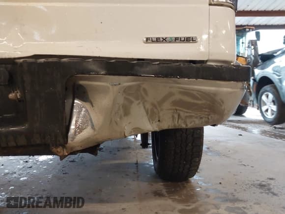 ✅ 2013 Ford F-150 XL • VIN: 1FTMF1CF2DFD52330 • Лот: 42527052. Опубликован ранее на IAAI с пробегом 173 898 миль. Бесплатный доступ к архиву аукционных продаж из США и подробный отчёт об истории автомобиля на DreamBid. Изображение 20.